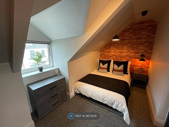5 Bedroom Terraced House To Rent In Westbury Street, Swansea, SA1