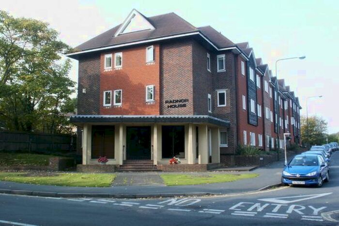 2 Bedroom Flat To Rent In Radnor House, Haywards Heath, RH16