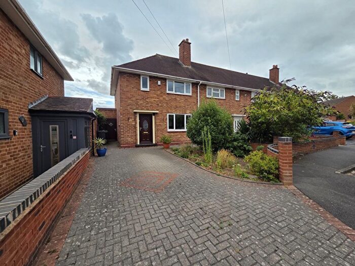2 Bedroom End Terrace House For Sale In Leys Wood Croft, Birmingham, B26
