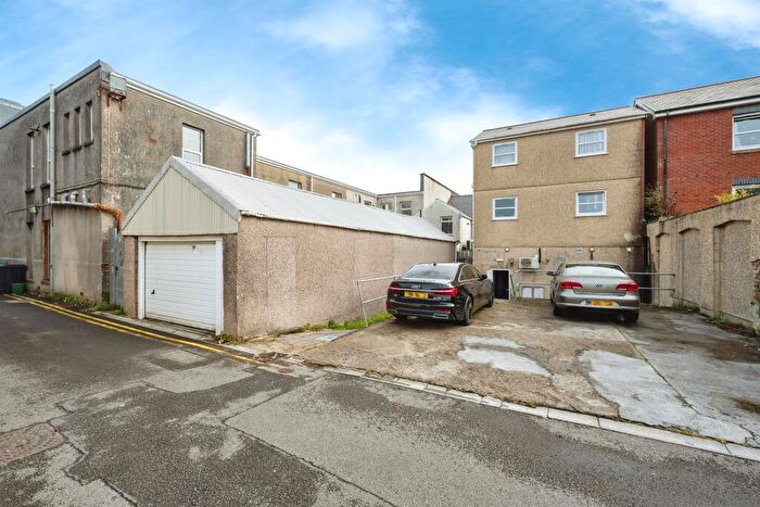 3 Bedroom Flat For Sale In West Street, Gorseinon, Swansea, SA4