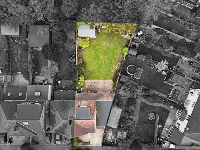 4 Bedroom Semi Detached House For Sale In St Anthonys Avenue, Woodford Green, IG8