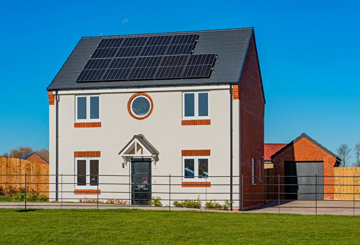 4 Bedroom Detached House For Sale In Roman Road, Moulton Chapel, Spalding, PE12