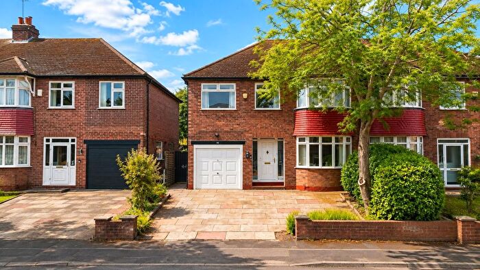 5 Bedroom Semi Detached House For Sale In Canterbury Road, Hale, WA15