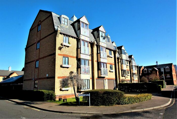 2 Bedroom Flat To Rent In Jetty Walk, Grays, RM17