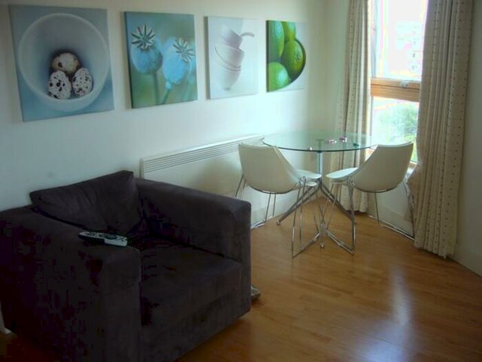 2 Bedroom Apartment To Rent In Magellan House, Clarence Dock, Leeds City Centre, LS10