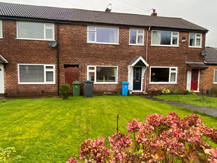 3 Bedroom Terraced House For Sale In Whiteley Street, Chadderton, OL9