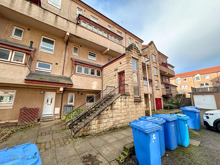 2 Bedroom Maisonette For Sale In Cross Street, Dysart, KY1