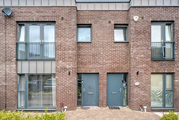 3 Bedroom Terraced House For Sale In Ellis Drive, Edinburgh, EH14