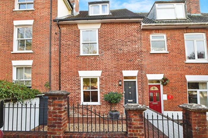 4 Bedroom Terraced House For Sale In Elm Grove Road, Salisbury ***Video Tour***, SP1