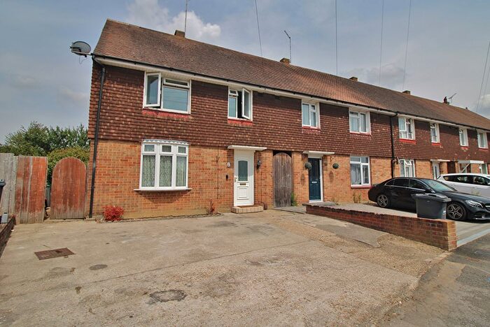 3 Bedroom End Of Terrace House For Sale In Jessie Road, Bedhampton, PO9