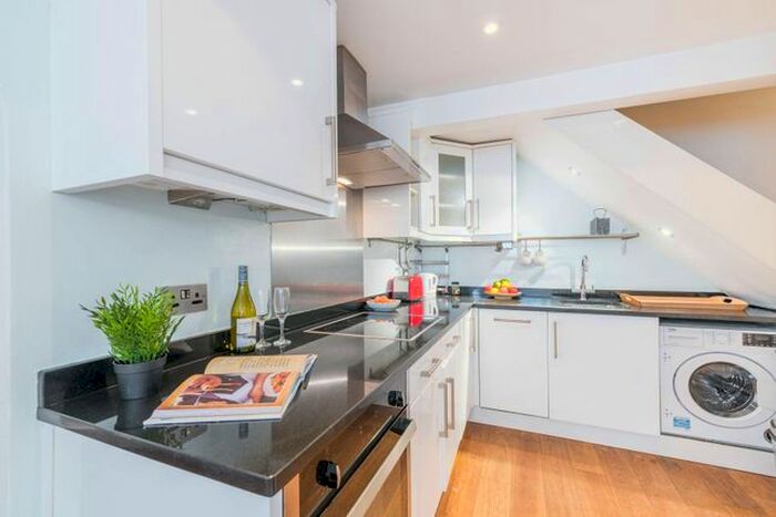 1 Bedroom Flat To Rent In Nevada Street, Greenwich, London, SE10