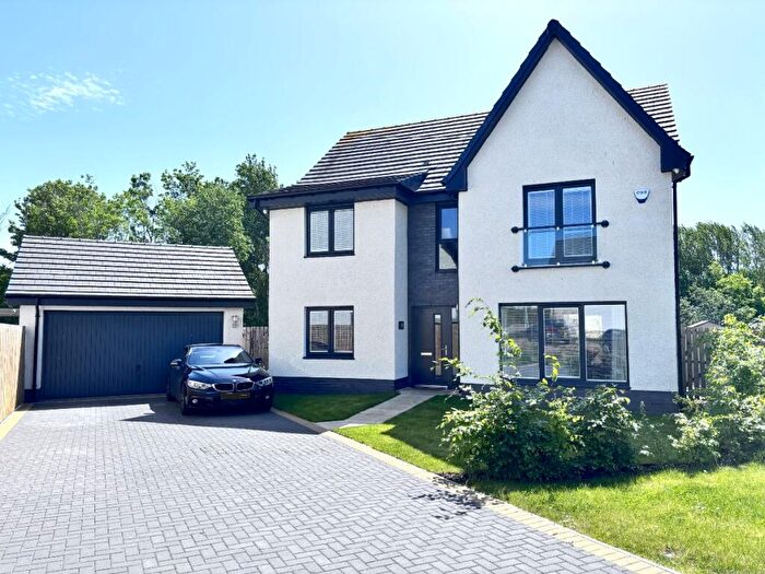 5 Bedroom Detached House For Sale In Church Grove, Winchburgh, EH52