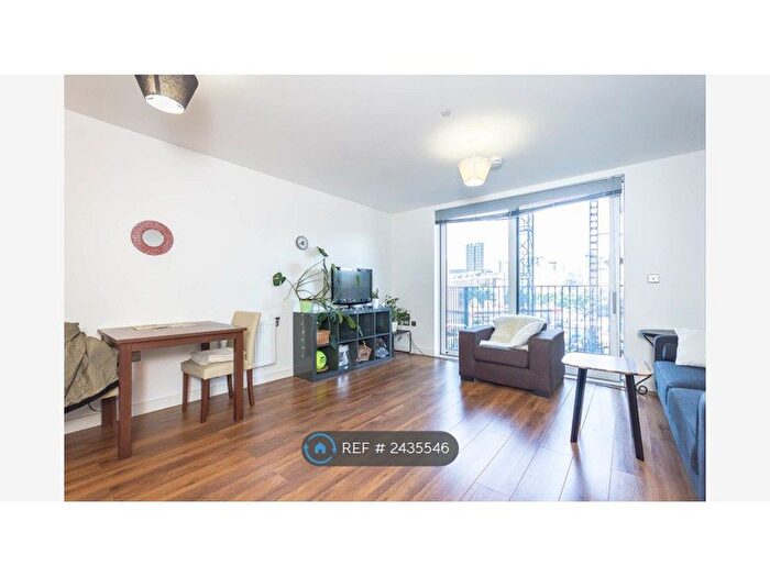 1 Bedroom Flat To Rent In City Road, London, EC1V