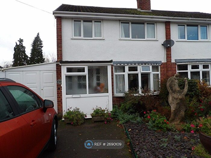 3 Bedroom Semi-Detached House To Rent In Taplin Close, Stafford, ST16