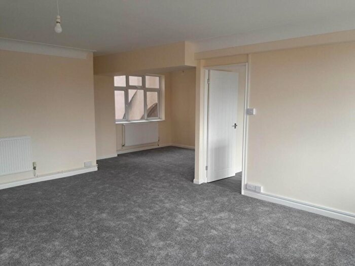 2 Bedroom Apartment To Rent In Lord Street, Southport, PR8