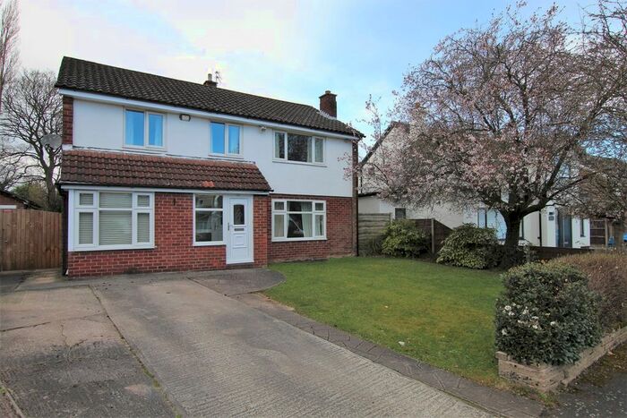 4 Bedroom Detached House To Rent In Melrose Crescent, Hale, Altrincham, WA15