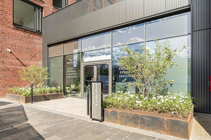 1 Bedroom Apartment To Rent In Glasswater Locks, Belmont Row, Birmingham, B4