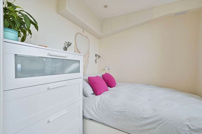 1 Bedroom Flat For Sale In Fellows Road, Swiss Cottage, London, NW3
