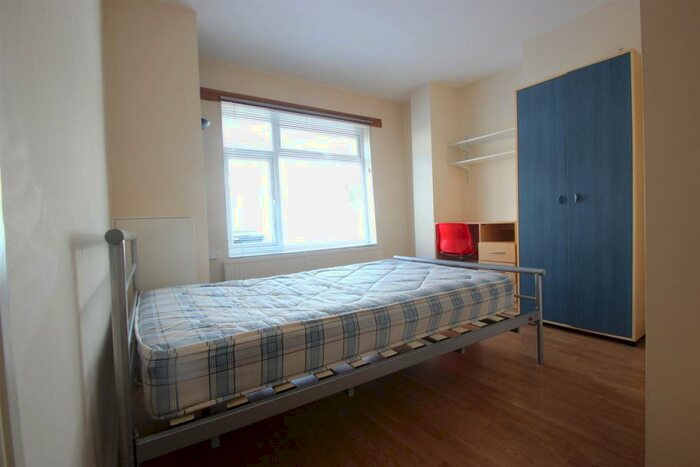 5 Bedroom House To Rent In Charles Street, Cowley, OX4