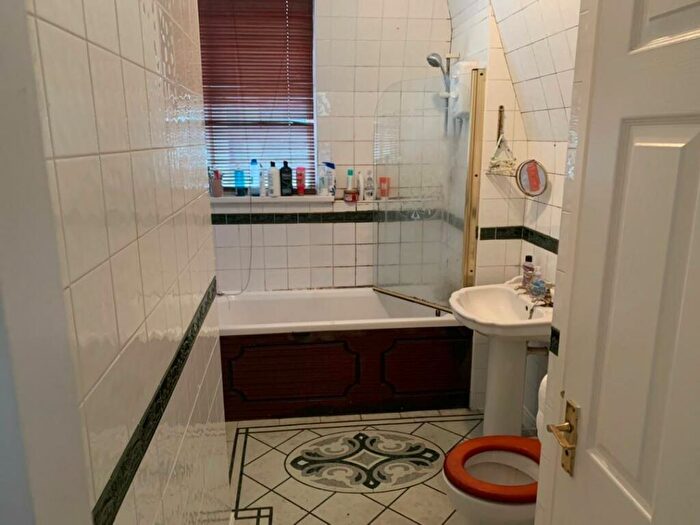 2 Bedroom Apartment To Rent In Oxford Place, Oxford Road, City Centre, Manchester, M1