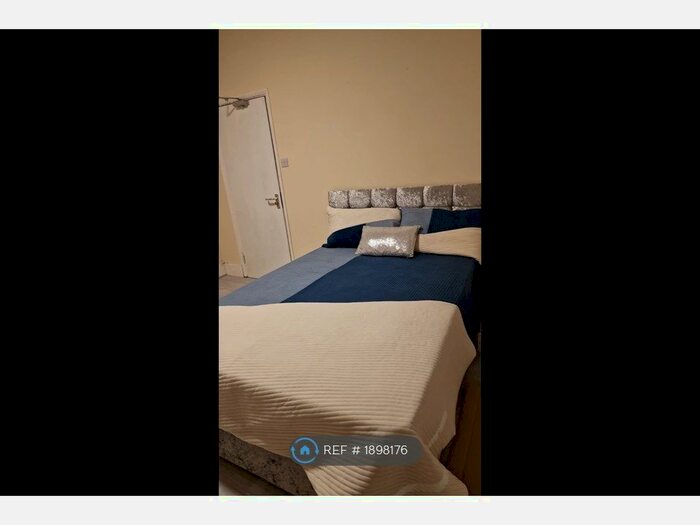 Studio To Rent In Churchfields Road, Beckenham, BR3