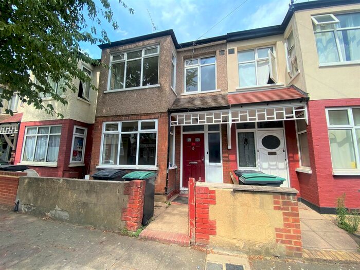 3 Bedroom Terraced House To Rent In Sherringham Avenue, Tottenham, London, N17