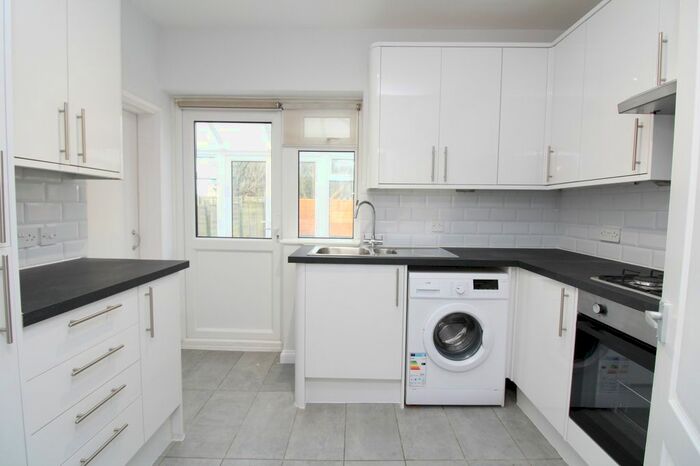 2 Bedroom End Of Terrace House To Rent In Downderry Road, Bromley BR1