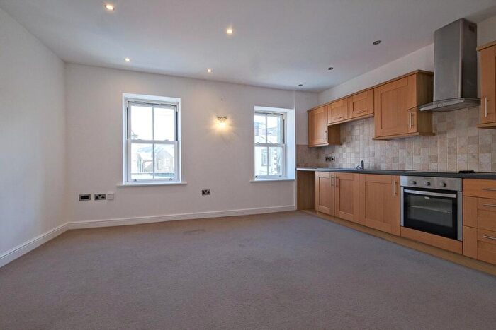 2 Bedroom Apartment To Rent In Station Road, Barnoldswick, Lancashire, BB18