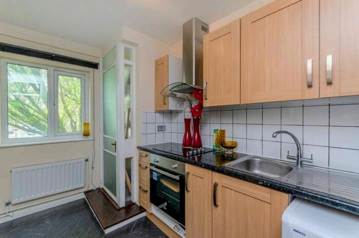 1 Bedroom Flat To Rent In Byron Way, Northolt, UB5