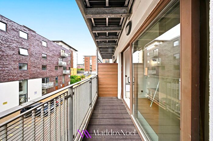 1 Bedroom Flat For Sale In Isaac Way, Advent House, M4