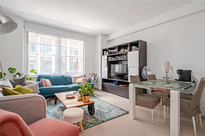 2 Bedroom Apartment To Rent In Farringdon Road, London, EC1M