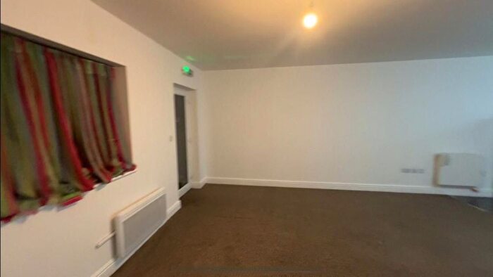 1 Bedroom Studio To Rent In A Chipstead Valley Road, Coulsdon, CR5