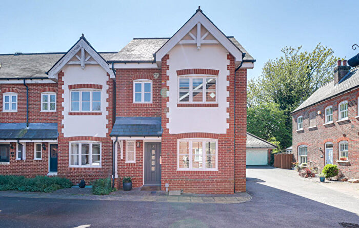 4 Bedroom End Of Terrace House For Sale In Ashwood Mews, St. Albans, St Albans, AL1