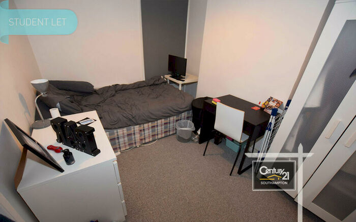 5 Bedroom Semi-Detached House To Rent In |Ref: |, Burlington Road, Southampton, SO15