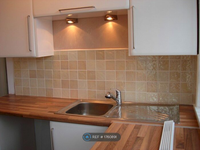 2 Bedroom Terraced House To Rent In Southend Terrace, Gateshead, NE9