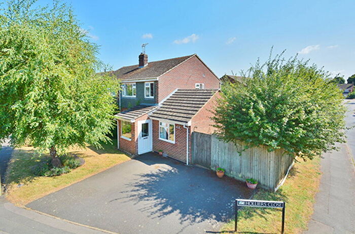 3 Bedroom Semi-Detached House For Sale In Holliers Close, Thame, Oxfordshire, OX9