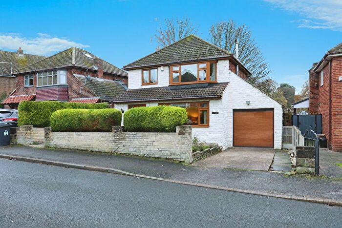 3 Bedroom Detached House For Sale In Falcon Way, Dinnington, Sheffield, S25