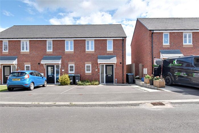 2 Bedroom End Of Terrace House For Sale In Carmelite Close, Northallerton, North Yorkshire, DL6