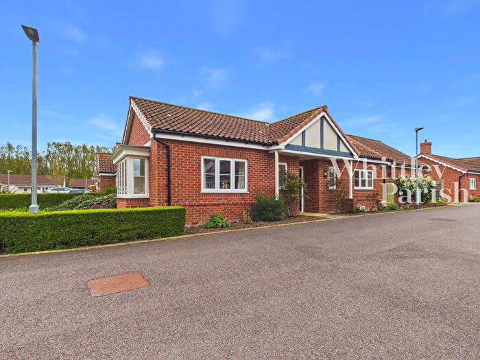 2 Bedroom Detached Bungalow For Sale In Sutton Drive, Wymondham, NR18