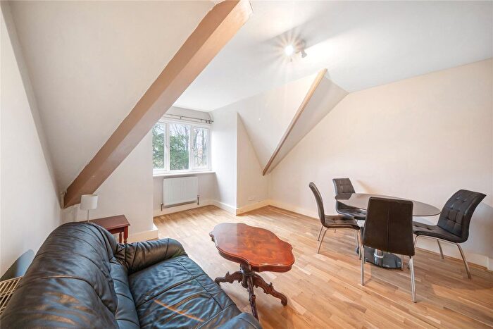 1 Bedroom Flat To Rent In Aldrington Road, London, SW16