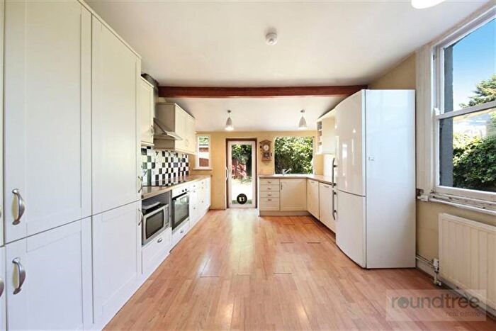 3 Bedroom Semi Detached House For Sale In Sydney Grove, Hendon, NW4