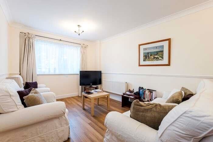 1 Bedroom Apartment To Rent In High Timber Street, EC4