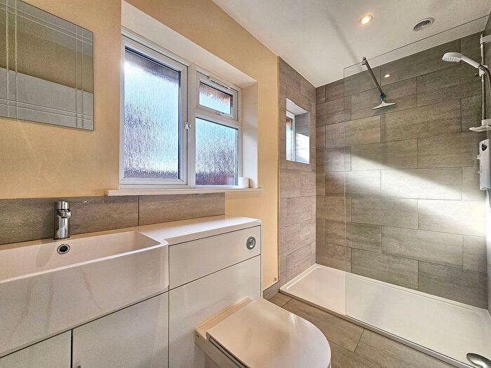 2 Bedroom Bungalow To Rent In Glebe Road, Fernhurst, Haslemere, Surrey, GU27