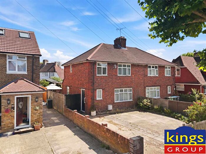 3 Bedroom Semi Detached House For Sale In South Eastern Avenue, Edmonton, N9