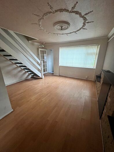 2 Bedroom Terraced House To Rent In Hampden Road, Leicester, LE4