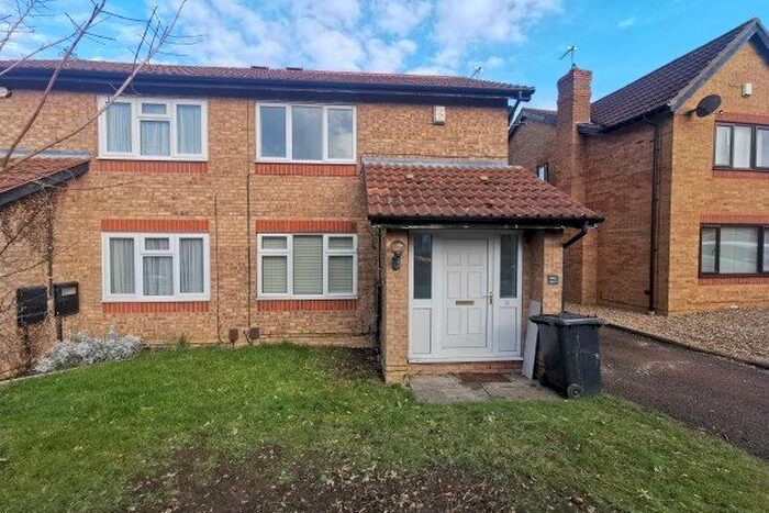 2 Bedroom Property To Rent In Hollowtree Road, Leicester, LE5