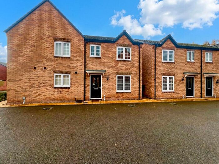 3 Bedroom Semi Detached House For Sale In Insall Way, Auckley, DN9