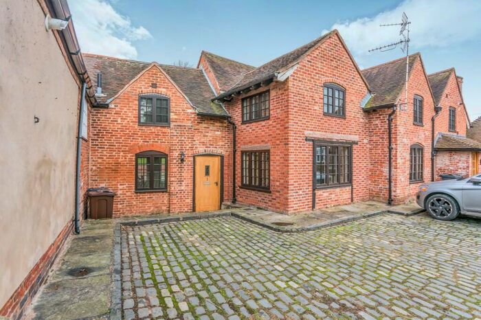 2 Bedroom Cottage To Rent In Ring 'O' Bells Mews, Hampton In Arden, Solihull, B92