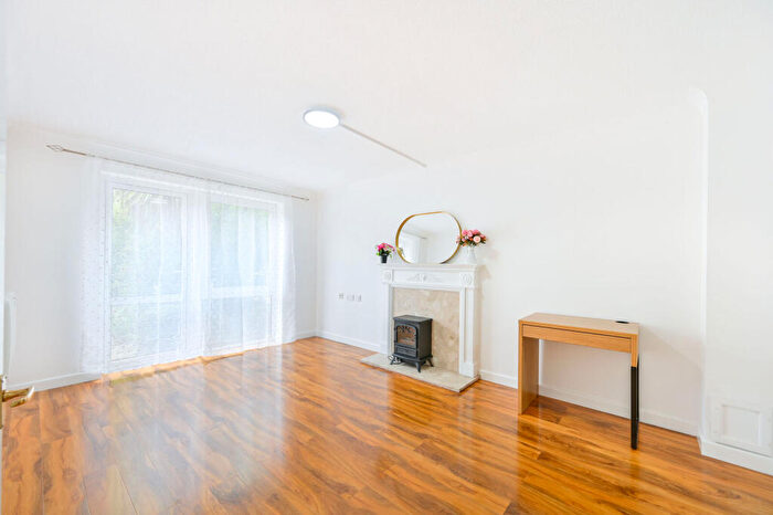 1 Bedroom Flat For Sale In Wembley Park Drive, Wembley Park, HA9