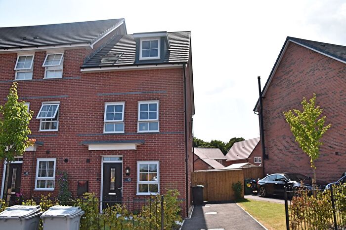 3 Bedroom Town House To Rent In Meadow Brown Place, Sandbach, CW11